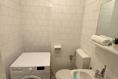 Apartament cu 3 camere decomandat, mobilat în Zorilor
