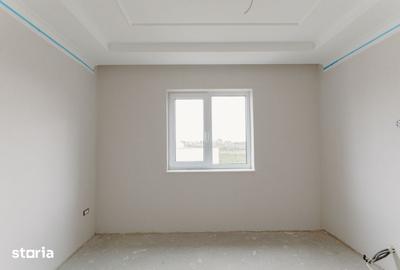 Casă cu 4 camere cu Teren 500 Mp în Sânmihaiu Român - 5