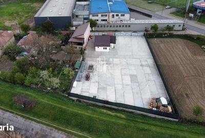 Teren de 1700 mp, în Central