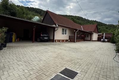 Casă cu 3 camere în Rășinari - 2