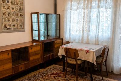 Apartament cu 2 camere semidecomandat, mobilat în Podu Roș