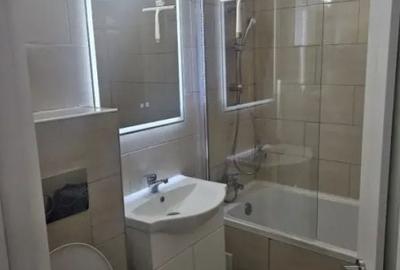 Apartament cu 2 camere semidecomandat în 1 Mai