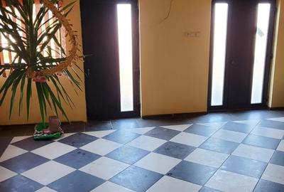 Spațiu comercial, de 37 mp, în Strehaia