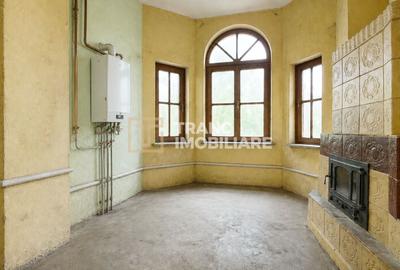 Apartament cu 8 camere semidecomandat în Central - 7