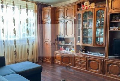 Apartament cu 4 camere în Rahova