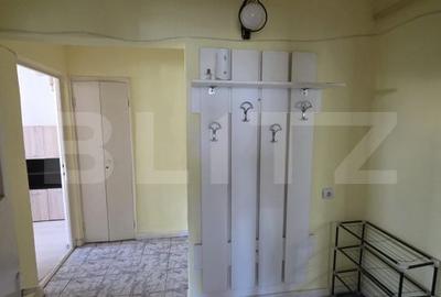 Apartament cu 3 camere decomandat în Piața Centrală - 1
