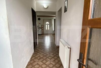 Casă cu 4 camere în Seceani - 4