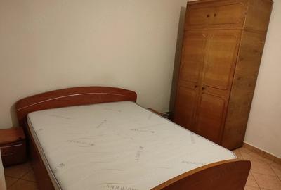 Apartament cu 2 camere decomandat în Girocului