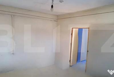 Casă cu 4 camere cu Teren 1000 Mp în Central - 11