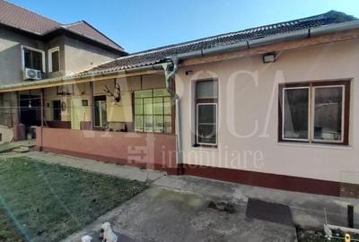 Casă individuală cu 8 camere cu Canalizare în Rogerius - 5