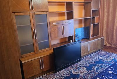 Apartament cu 2 camere decomandat în Petros - 1