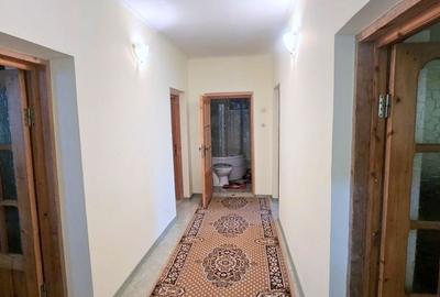 Casă individuală cu 3 camere cu Canalizare în Vânători - 15