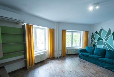Apartament cu 2 camere decomandat în Calea Călărașilor