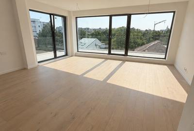 Apartament cu 3 camere decomandat în Mihai Bravu