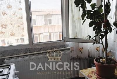 Apartament cu 2 camere decomandat în Anda