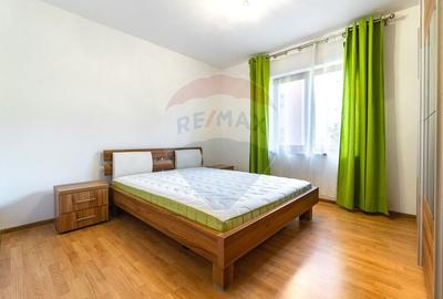 Apartament cu 2 camere decomandat în Tractorul - 15