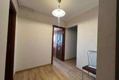 Apartament cu 44 camere decomandat în Casa de Cultură - 6