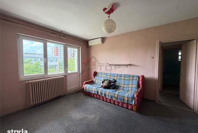 Apartament cu 2 camere semidecomandat în Podu Roș