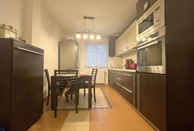 Apartament cu 4 camere decomandat, mobilat în Central - 12