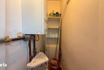 Apartament cu 3 camere semidecomandat în Plopilor