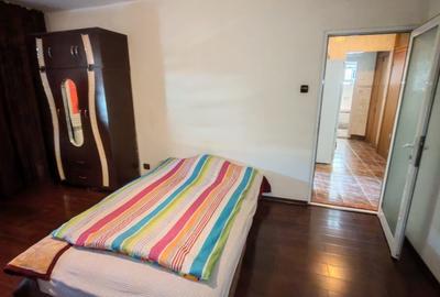 Apartament cu 2 camere decomandat în