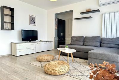 Apartament cu 2 camere semidecomandat, mobilat în Tractorul - 2