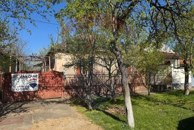 Casă cu 2 camere cu Teren 1172 Mp în Bodrogu Nou