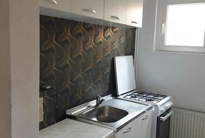Apartament cu 2 camere semidecomandat în Alexandru Obregia