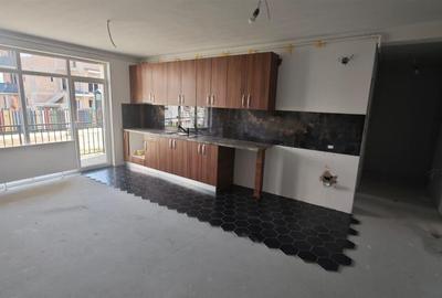 Apartament cu 3 camere decomandat, mobilat în Exterior Sud