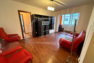 Apartament cu 2 camere semidecomandat, mobilat în Dâmbul Rotund