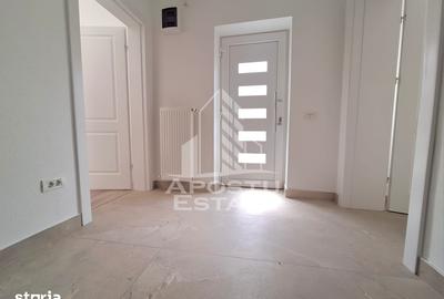 Apartament cu 2 camere în Intim
