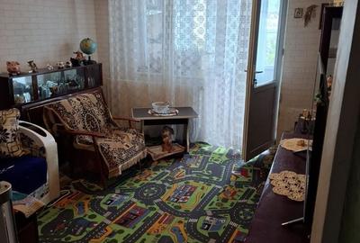 Apartament cu 3 camere decomandat în Micro 5 - 3