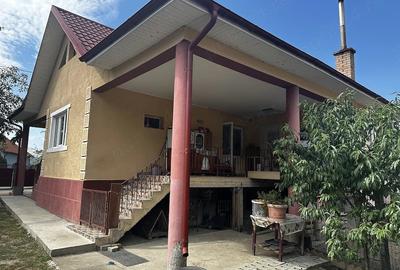 Casă cu 3 camere cu Teren 2000 Mp în Cășeiu