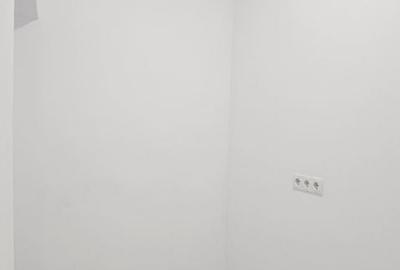 Spațiu comercial, de 79 mp, în Central - 1