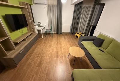 Apartament cu 2 camere decomandat în Apărătorii Patriei