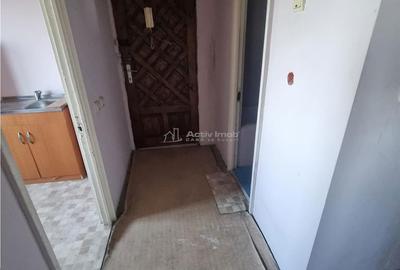 Garsonieră decomandată în Central - 9