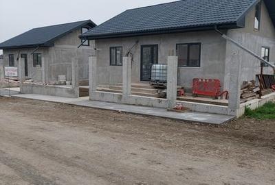 Casă cu 4 camere cu Teren 105 Mp în Central - 5