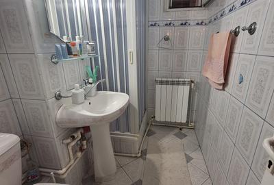 Apartament cu 2 camere decomandat în Micro 13 - 9