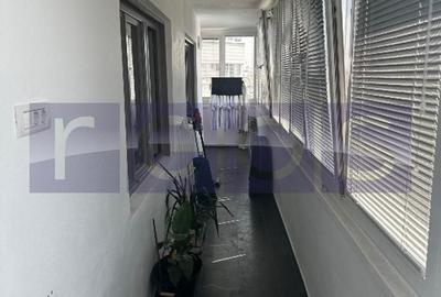 Apartament cu 3 camere decomandat, mobilat în P-ța Victoriei - 9