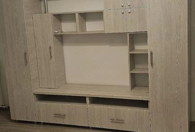 Apartament cu 2 camere semidecomandat în Berceni
