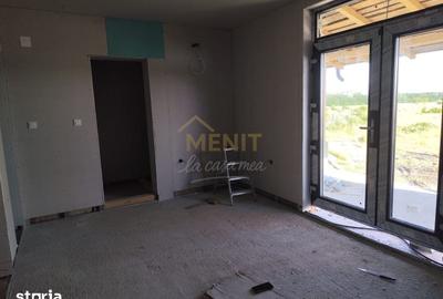 Casă cu 4 camere cu Teren 500 Mp în Scorțeni - 1