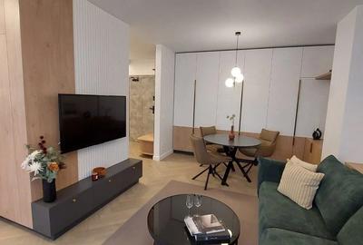 Apartament cu 2 camere semidecomandat în Plopilor