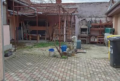 Casă cu 2 camere cu Teren 187 Mp în Central - 6