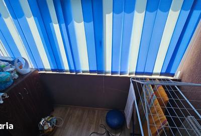 Apartament cu 4 camere decomandat în Găvana