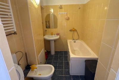 Apartament cu 2 camere decomandat în Central - 1