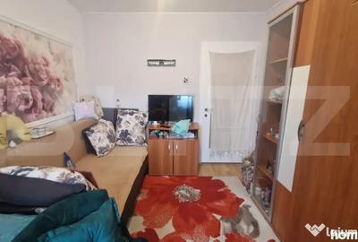 Apartament cu 4 camere decomandat în Central