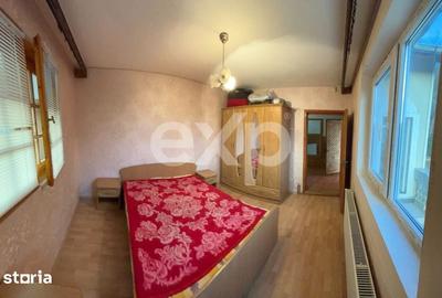 Casă cu 8 camere decomandat cu Teren 540 Mp în Voinești - 9