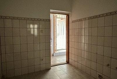 Apartament cu 3 camere semidecomandat în Gării - 9