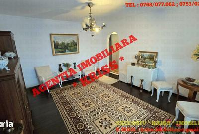 Apartament cu 4 camere decomandat în Exercițiu - 4