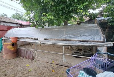 Casă individuală cu 4 camere cu Canalizare în Trocadero - 14